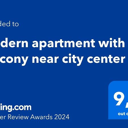 וינה Modern Apartment With Balcony Near City Center מראה חיצוני תמונה