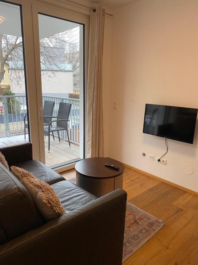וינה Modern Apartment With Balcony Near City Center מראה חיצוני תמונה